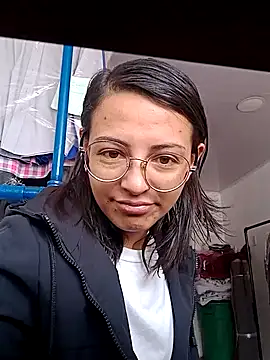 Snapshot of bri_ali chatting on February 3, 2:55 pm bri ali online show from February 3, 2:55 pm