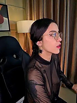 Snapshot of nina__dixon chatting on September 16, 12:11 am nina dixon online show from September 16, 12:11 am