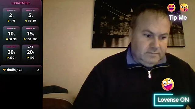 Snapshot of Pourleplasirs chatting on November 15, 11:32 pm Pourleplasirs online show from November 15, 11:32 pm