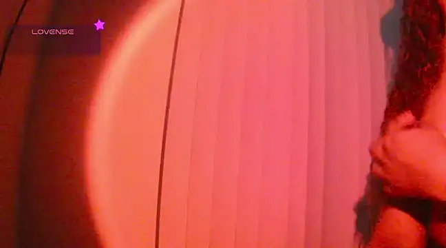 kinkyprincesskyrra online show from February 19, 8:41 pm