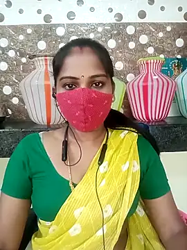 Snapshot of Tamil_roja17 chatting on November 4, 2:10 am Tamil roja17 online show from November 4, 2:10 am