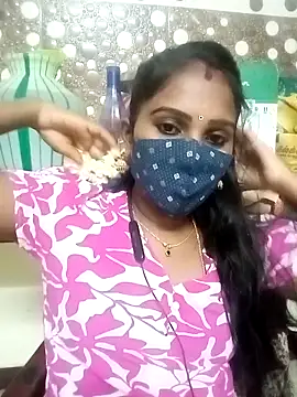 Snapshot of Tamil_roja17 chatting on November 13, 5:01 pm Tamil roja17 online show from November 13, 5:01 pm