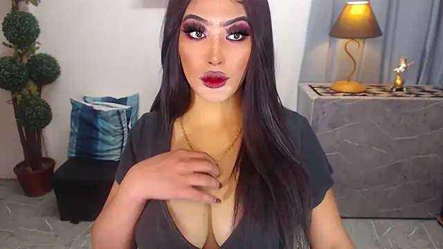 Snapshot of tripleAAAbitch chatting on November 22, 12:20 am tripleAAAbitch online show from November 22, 12:20 am