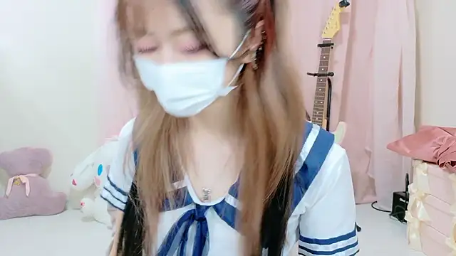 Snapshot of Megu-mimi chatting on September 12, 11:21 am Megu-mimi online show from September 12, 11:21 am