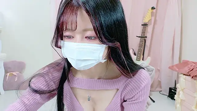 Snapshot of Megu-mimi chatting on September 17, 11:23 am Megu-mimi online show from September 17, 11:23 am