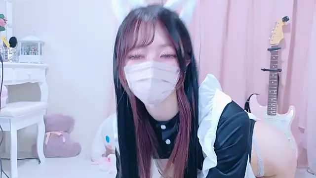 Snapshot of Megu-mimi chatting on September 27, 6:51 am Megu-mimi online show from September 27, 6:51 am