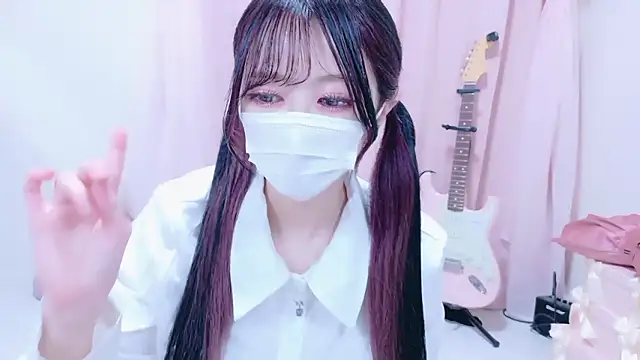 Snapshot of Megu-mimi chatting on October 26, 4:46 pm Megu-mimi online show from October 26, 4:46 pm