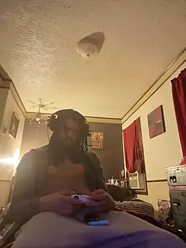 Snapshot of B3-Dindles chatting on March 19, 5:30 am B3-Dindles online show from March 19, 5:30 am