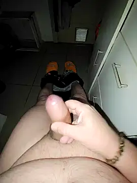 Snapshot of Usame_como_quieras chatting on November 26, 4:02 am Usame como quieras online show from November 26, 4:02 am