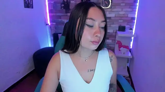 miss isabella m online show from February 11, 12:37 pm