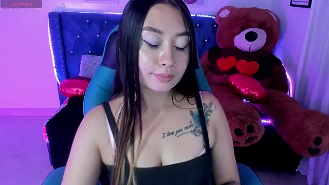 miss isabella m online show from February 20, 3:41 pm