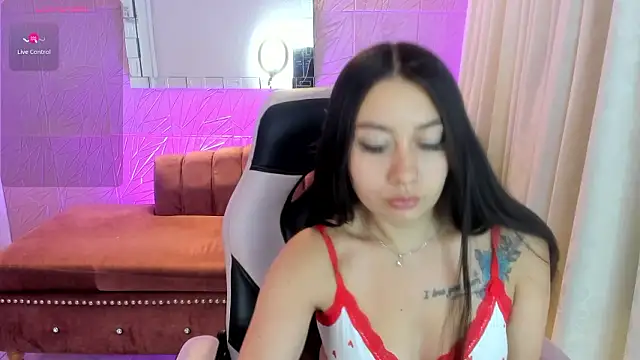 miss isabella m online show from February 24, 1:31 pm