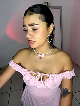 Snapshot of meli_ortiz_ chatting on September 25, 3:49 pm meli ortiz online show from September 25, 3:49 pm