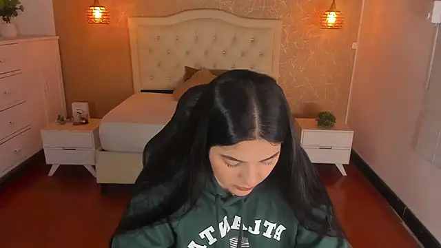 Hadley  online show from November 29, 3:53 am