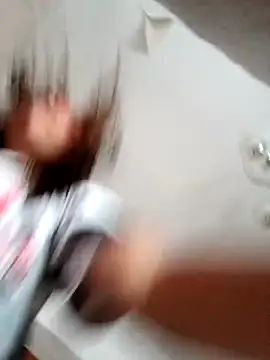 Snapshot of sexy_lady2 chatting on September 28, 4:45 pm sexy lady2 online show from September 28, 4:45 pm