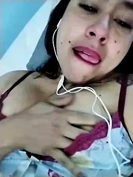 kamila lovee online show from February 13, 4:11 am