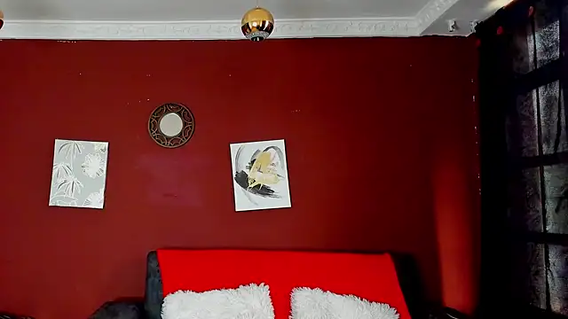 Snapshot of SOPHI_WOLFF chatting on March 12, 8:10 pm SOPHI WOLFF online show from March 12, 8:10 pm