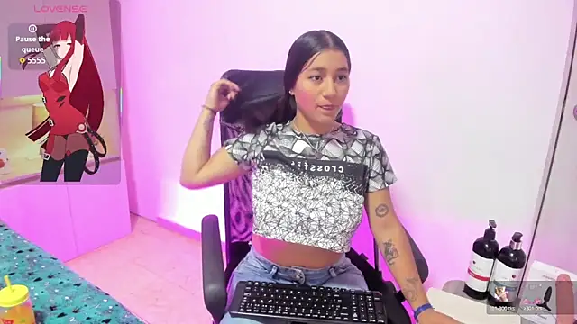 CandyyMaria online show from November 12, 7:57 pm