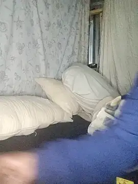 Snapshot of Velvet69 chatting on November 9, 8:29 pm Velvet69 online show from November 9, 8:29 pm