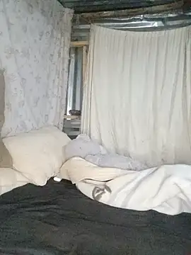 Snapshot of Velvet69 chatting on November 14, 2:21 am Velvet69 online show from November 14, 2:21 am