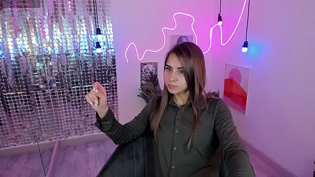 CharmBianca online show from February 9, 8:22 am