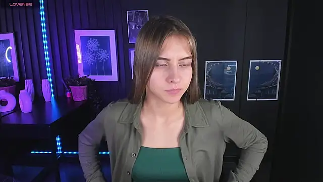 CharmBianca online show from February 21, 2:27 pm