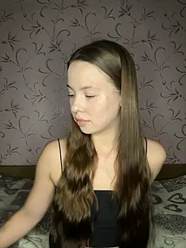 Arielle Swan online show from February 9, 4:55 pm