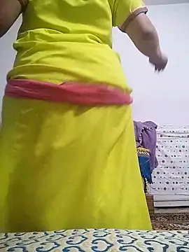 Snapshot of pora-34 chatting on October 28, 10:41 am pora-34 online show from October 28, 10:41 am