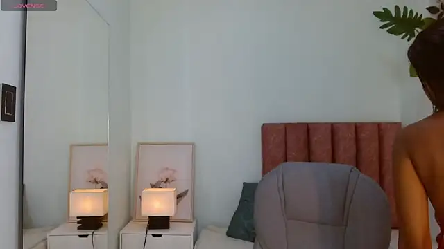 Snapshot of brendathompson_ chatting on December 3, 4:09 am brendathompson online show from December 3, 4:09 am