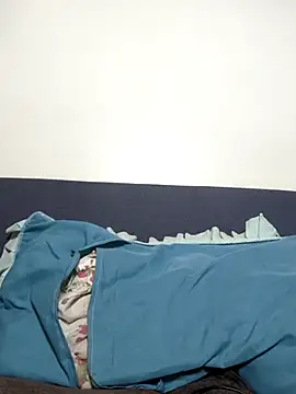 Snapshot of johnlovex chatting on October 10, 9:58 pm johnlovex online show from October 10, 9:58 pm