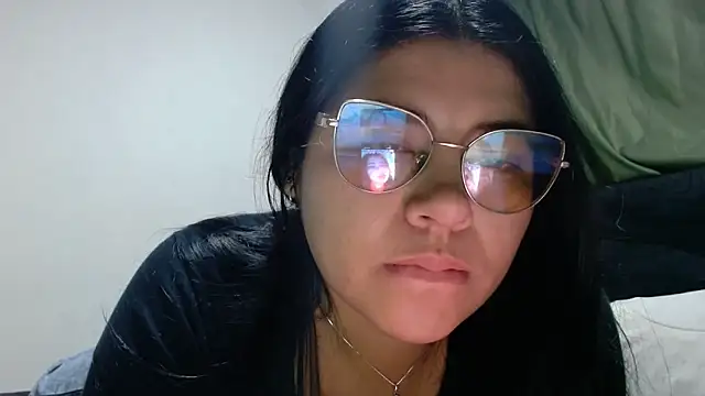 viccky vick online show from March 29, 12:10 am