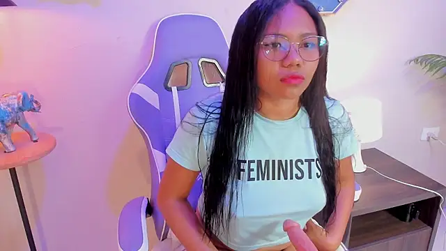 yeikafoxy online show from February 7, 11:01 am