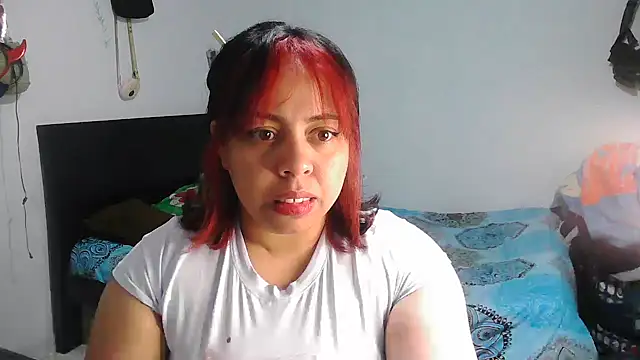 alexandraluv online show from October 30, 2:13 am