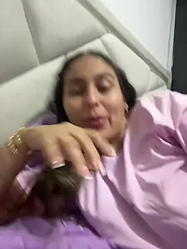 Snapshot of dulcehot_1502 chatting on February 28, 11:56 pm dulcehot 1502 online show from February 28, 11:56 pm