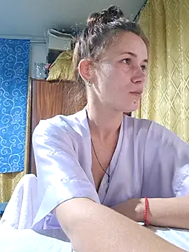 Snapshot of Belladonna253 chatting on November 2, 8:33 pm Belladonna253 online show from November 2, 8:33 pm