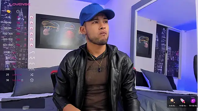 Snapshot of Max_Conor1 chatting on February 6, 11:32 am Max Conor1 online show from February 6, 11:32 am