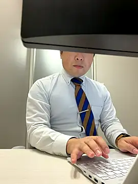 Nobu 469 online show from December 18, 8:09 am