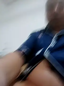 Snapshot of scga20199 chatting on February 23, 11:00 am scga20199 online show from February 23, 11:00 am