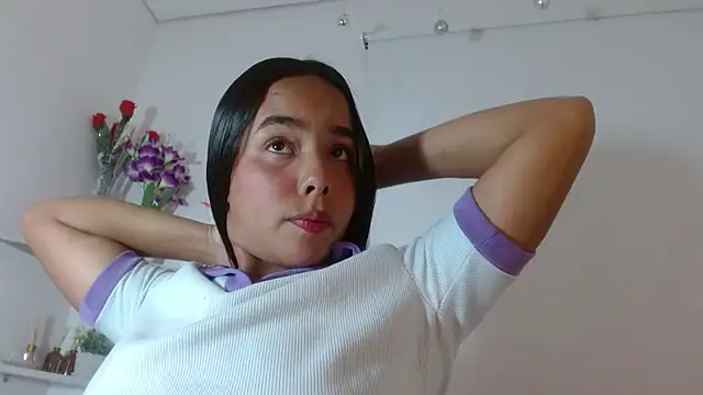 Snapshot of Roxy_Stonee chatting on November 25, 7:25 pm Roxy Stonee online show from November 25, 7:25 pm