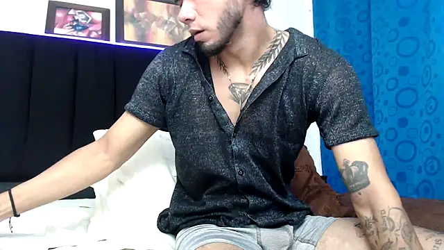 Niick01  online show from February 23, 5:50 pm