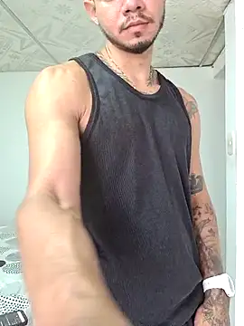 Niick01  online show from October 3, 6:27 pm