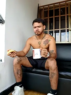 Niick01  online show from October 18, 3:02 pm