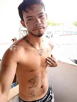 Niick01  online show from February 2, 9:35 pm