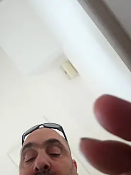 fuocovivo4 online show from February 26, 11:31 am