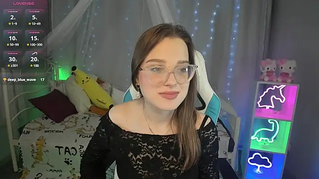 Snapshot of kaisajenner chatting on March 6, 12:54 am kaisajenner online show from March 6, 12:54 am