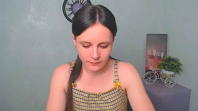 Snapshot of ValeriaHeart_ chatting on February 23, 1:32 pm ValeriaHeart online show from February 23, 1:32 pm