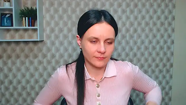 Snapshot of ValeriaHeart_ chatting on March 8, 2:08 pm ValeriaHeart online show from March 8, 2:08 pm