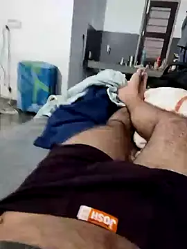 Snapshot of Hot_funky_boy chatting on February 21, 1:01 pm Hot funky boy online show from February 21, 1:01 pm