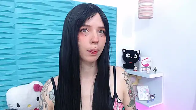 Snapshot of AriYokai chatting on February 10, 1:55 pm AriYokai online show from February 10, 1:55 pm