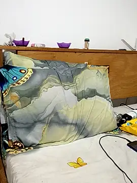 Snapshot of Nathaly-777 chatting on February 25, 11:47 pm Nathaly-777 online show from February 25, 11:47 pm